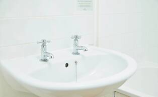 Cock Hotel Stony Stratford by Greene King Inns