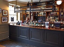 Cock Hotel Stony Stratford by Greene King Inns