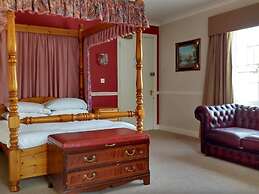 Bell House Hotel & Restaurant