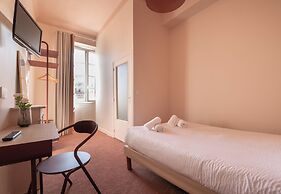 Hôtel Louvia