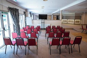 The Cedars Inn by Greene King Inns