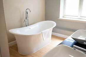 The Cedars Inn by Greene King Inns