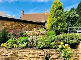 The Old Pheasant Hotel