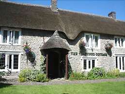 The Thatched Cottage Inn