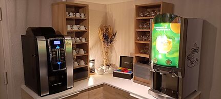 Brit Hotel Caen Herouville