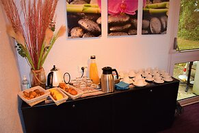 Brit Hotel Caen Herouville