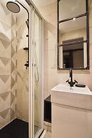 Madrigal hotel