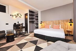 Madrigal hotel