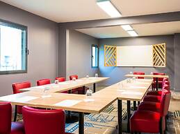 ibis Styles Rouen Val De Reuil