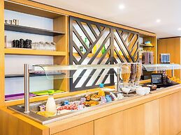 ibis Styles Rouen Val De Reuil