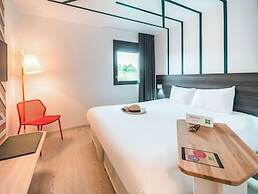 ibis Styles Rouen Val De Reuil