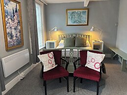 Marlborough Hotel