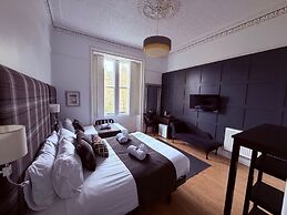 Edinburgh 37