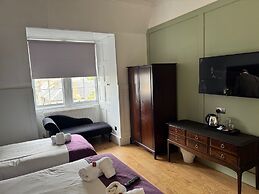 Edinburgh 37