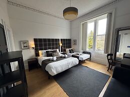 Edinburgh 37