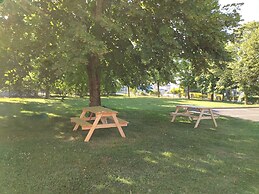 Brit Hotel Reims La Pompelle