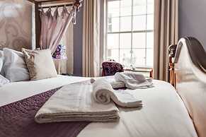 The Ancient Gatehouse Hotel