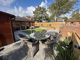 Hedley House Hotel