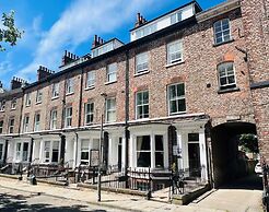 Hedley House Hotel