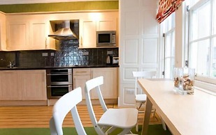 Royal Mile Residence