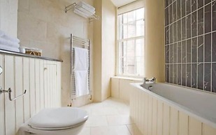 Royal Mile Residence