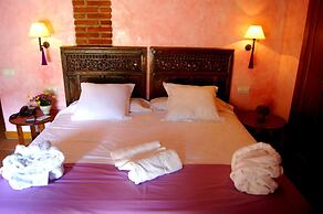 La Figuerola Hotel & Restaurant