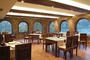 La Figuerola Hotel & Restaurant
