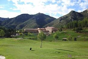 La Figuerola Hotel & Restaurant