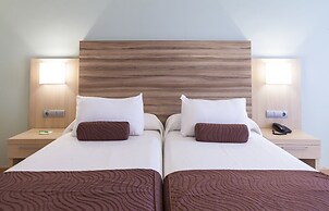 Riviera Beachotel - Recommended for Adults