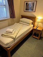 Oakwood B&B Heathrow