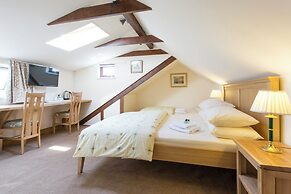 Oakwood B&B Heathrow