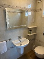 Oakwood B&B Heathrow