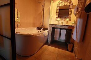 Logis Hotel Restaurant Les II Mas
