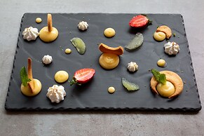 Logis Hotel Restaurant Les II Mas
