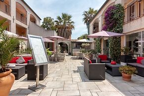Logis Hotel Restaurant Les II Mas