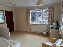 Bickleigh Castle Hotel