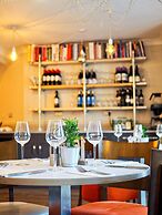 Hayward’s at the Grasmere