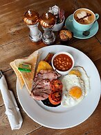 Hayward’s at the Grasmere