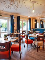 Hayward’s at the Grasmere