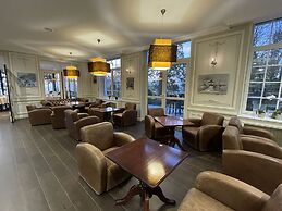 Logis _ Hotel Restaurant La Sapiniere