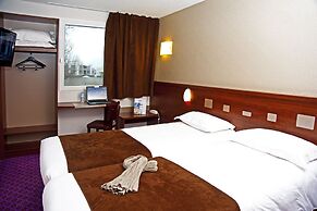 Brit Hotel Rennes - Le Castel