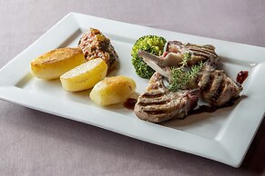 Brit Hotel Rennes - Le Castel