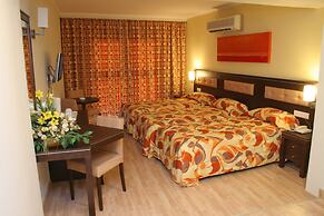 Livadhiotis City Hotel