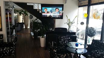 Livadhiotis City Hotel