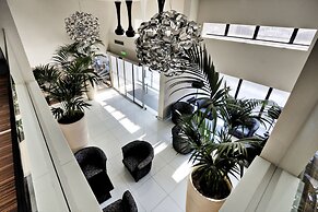 Livadhiotis City Hotel