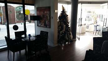 Livadhiotis City Hotel