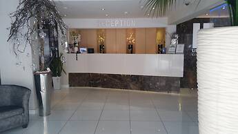 Livadhiotis City Hotel