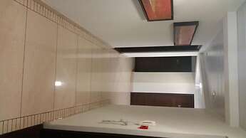 Livadhiotis City Hotel