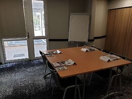 Brit Hotel Orléans St Jean de Braye - L'Antarès