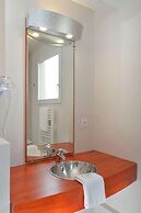 Brit Hotel Orléans St Jean de Braye - L'Antarès